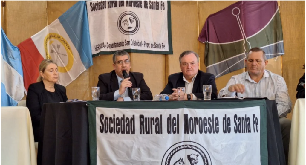 EL SENADOR FELIPE MICHLIG ENCABEZÓ UNA REUNIÓN MULTISECTORIAL EN HERSILIA POR SEGURIDAD RURAL